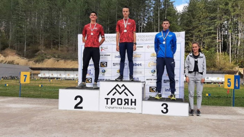 Владимир Илиев и Милена Тодорова отличиха младите шампиони в биатлона