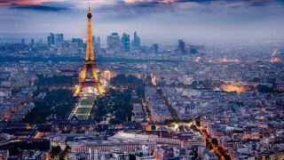 Откриха труп на 12 годишно момиче в куфар в Париж