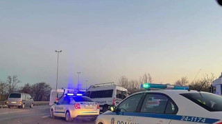 Полицай е с опасност за живота след гонка с нелегални мигранти в София